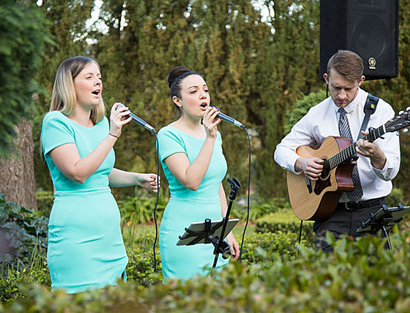 Aria Acoustic, musical duo in Adelaide, photo 3