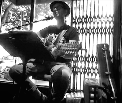 Tracey G, musical soloist in Adelaide, photo 3