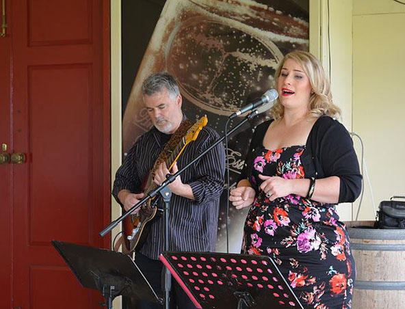 Innuendo, musical duo in Adelaide