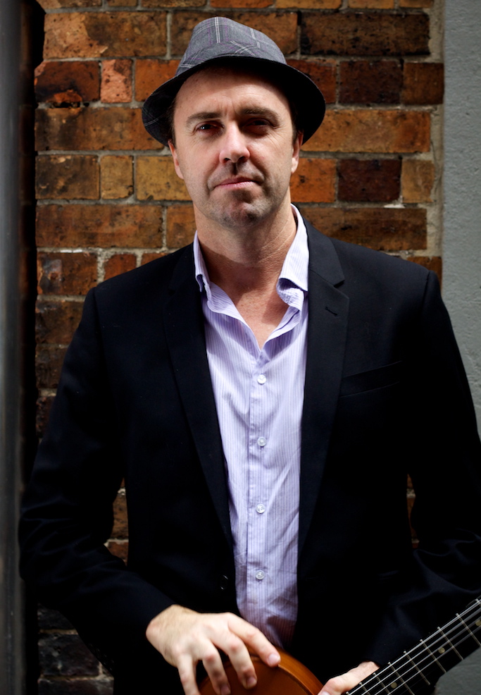Nigel Date, guitarist in Beechworth, photo 2
