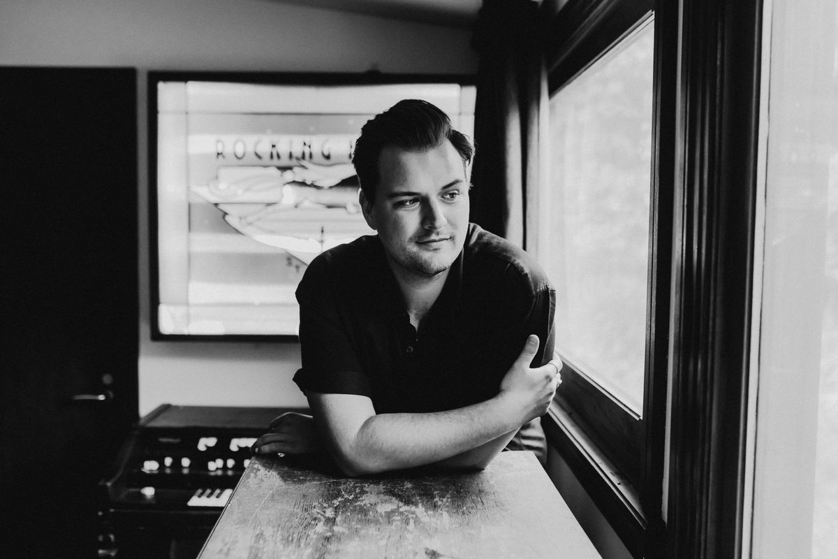 Alex Crook, singer-songwriter in Brisbane, photo 3