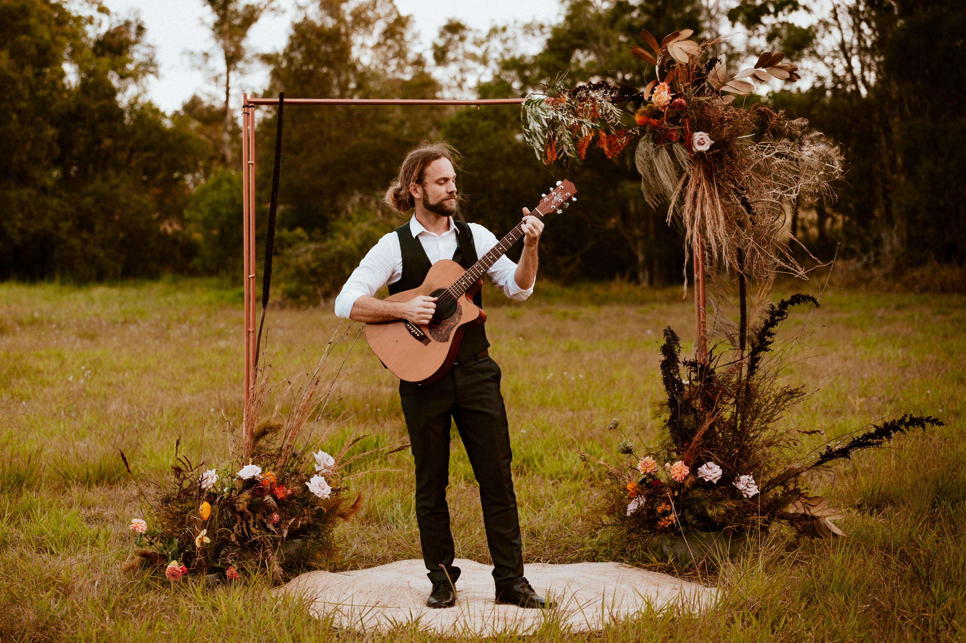 Andy Ellem, singer in Brisbane