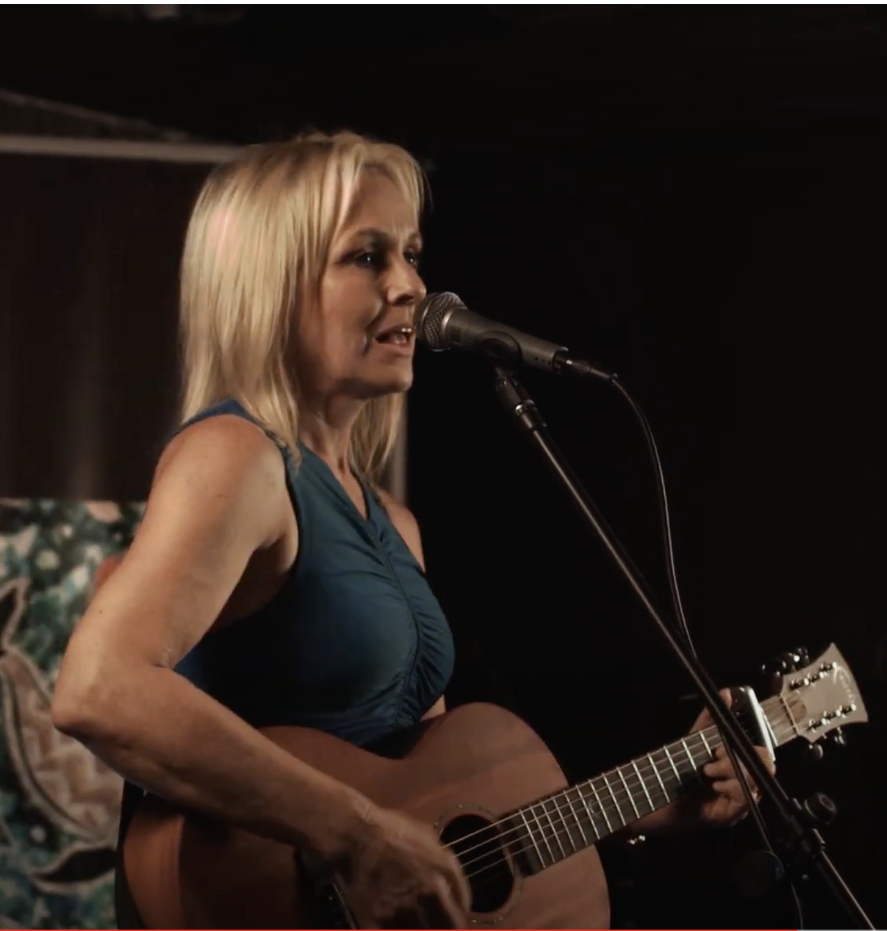 Angie Whiteley, singer-songwriter in Brisbane
