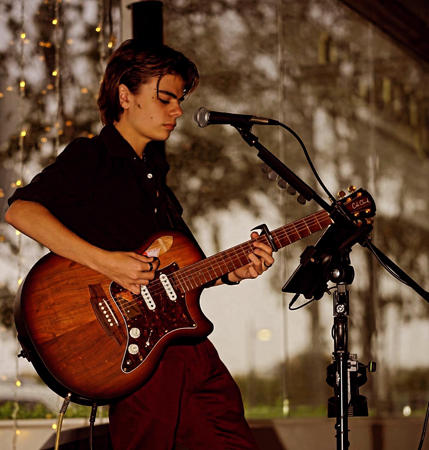 Dennis Comino, singer in Brisbane