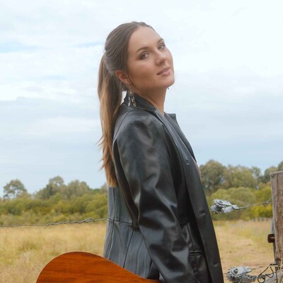 Ella Hartwig, country singer in Brisbane, photo 2