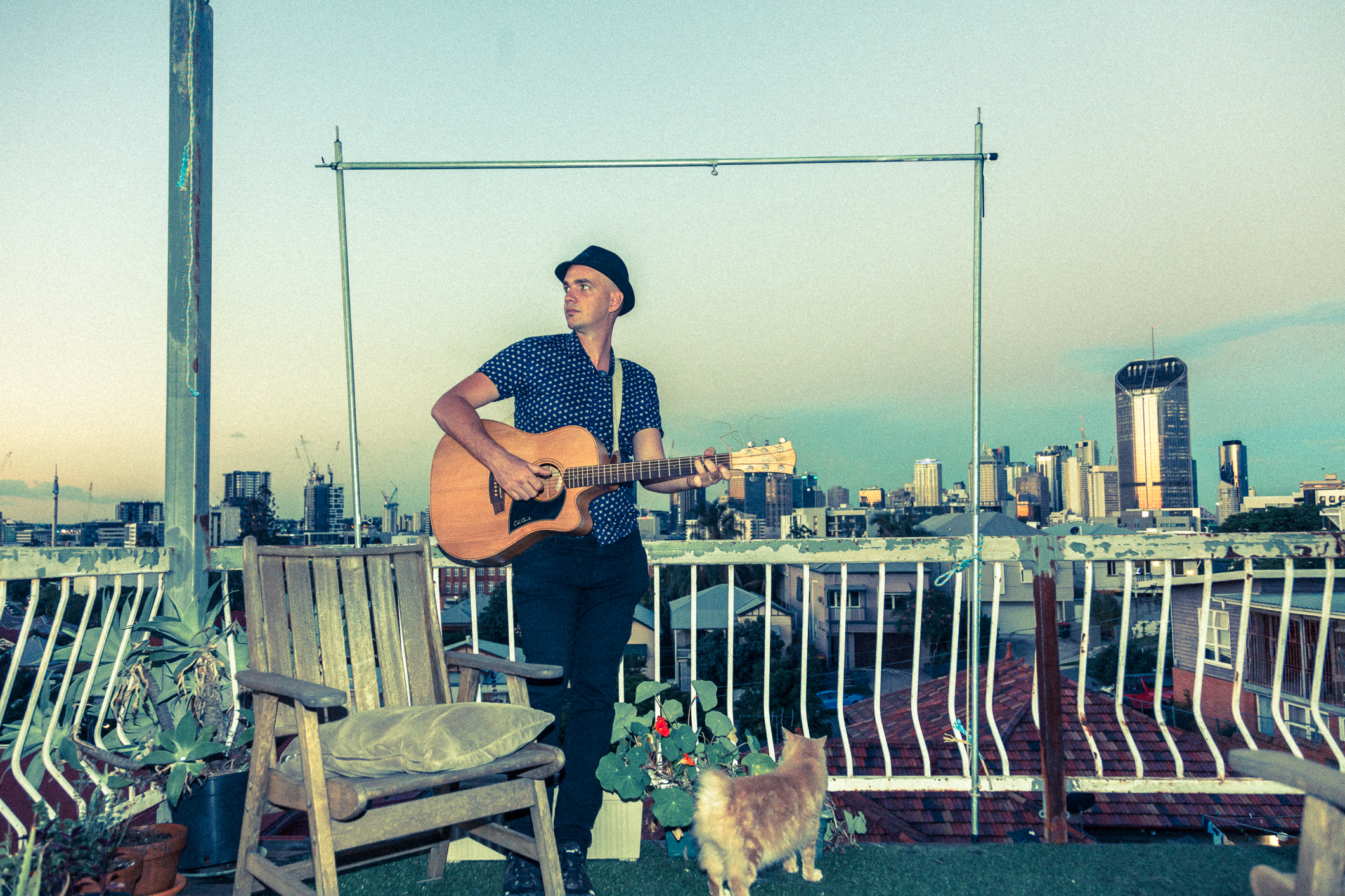 Lachlan Flanagan, folk singer in Brisbane