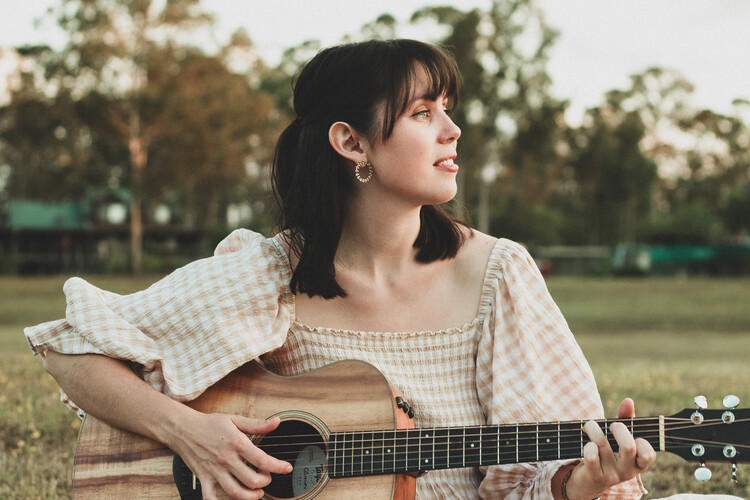 Maddie Cooper, singer in Brisbane, photo 3