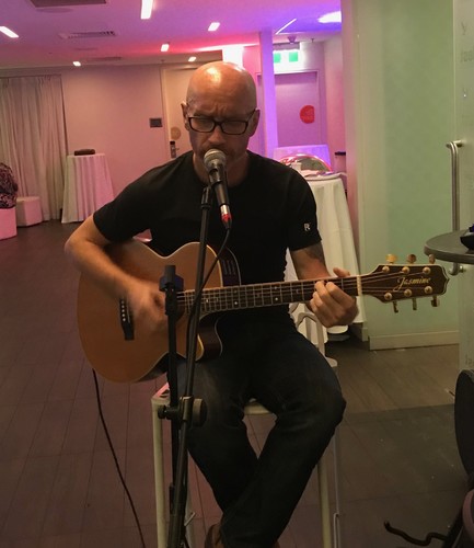 Marc Bheirne, singer in Brisbane, photo 3