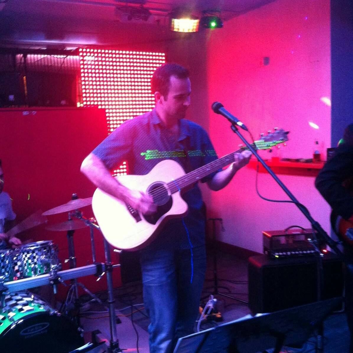 PH Music, singer in Brisbane