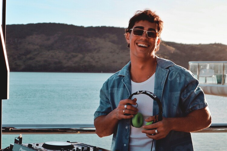 Rene Le Feuvre, musical soloist in Brisbane, photo 3