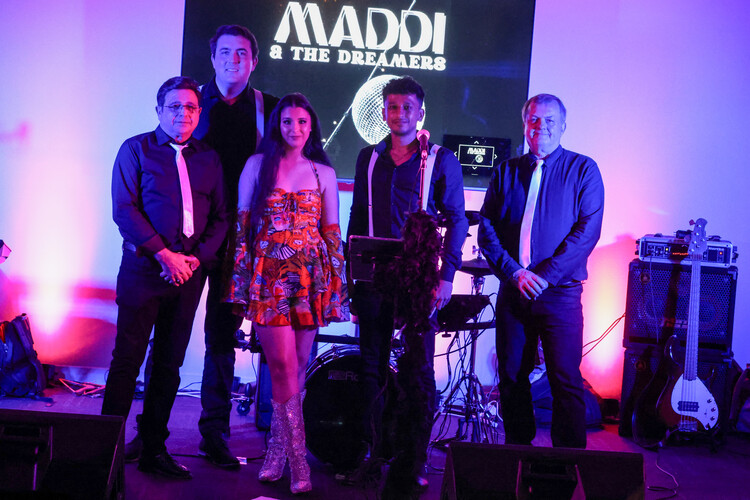 Maddi & The Dreamers, cover band in Brisbane, photo 3