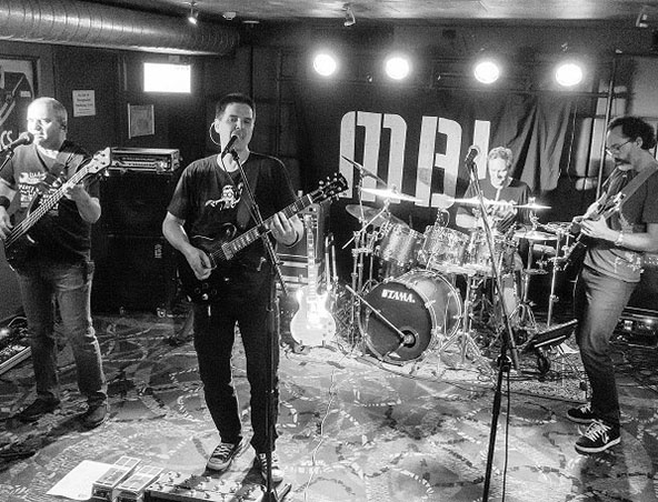 Men Behaving Loudly, cover band in Brisbane, photo 2