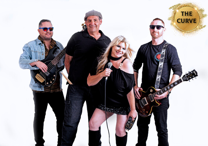 The Curve, cover band in Brisbane, photo 3