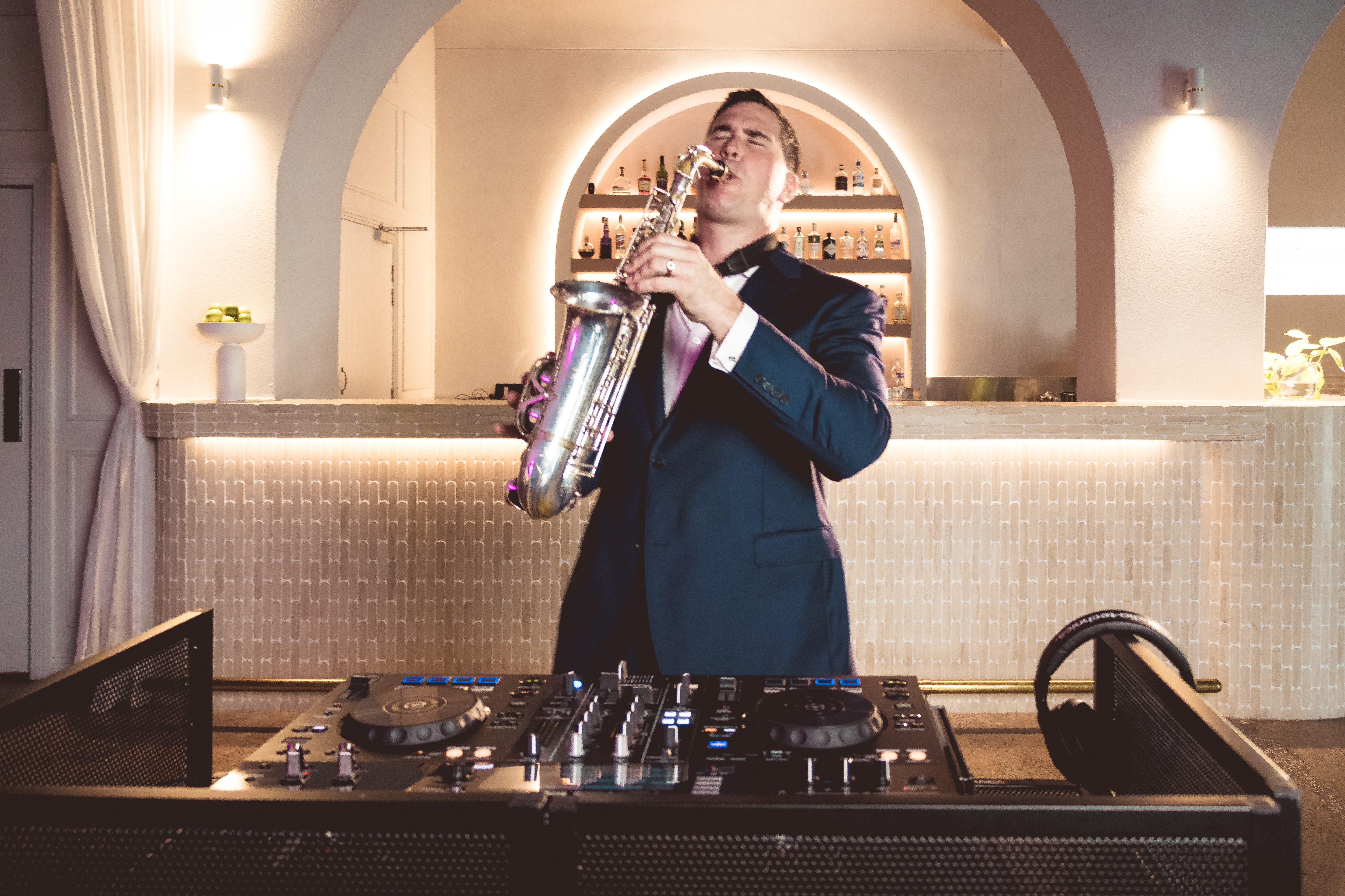 Captain Sax, dj and saxophone in Brisbane, photo 2