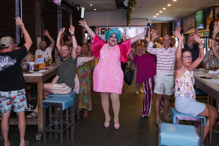 Abril LaTrene, drag in Brisbane, photo 3