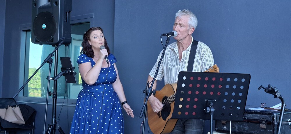 Burning Gold, musical duo in Brisbane, photo 3