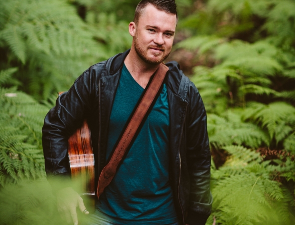 Owen, instrumental guitar player in Brisbane, photo 2