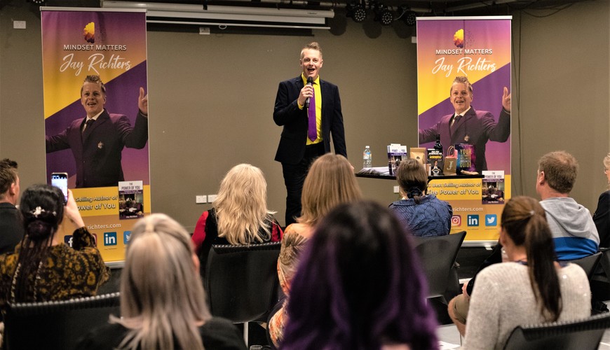 Motivate Your Team Off the Richter Scale, motivational speaker in Brisbane, photo 3