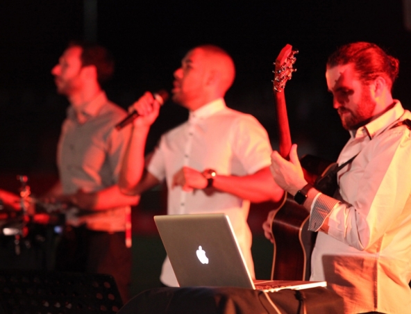 Groove Club, wedding band in Brisbane, photo 2