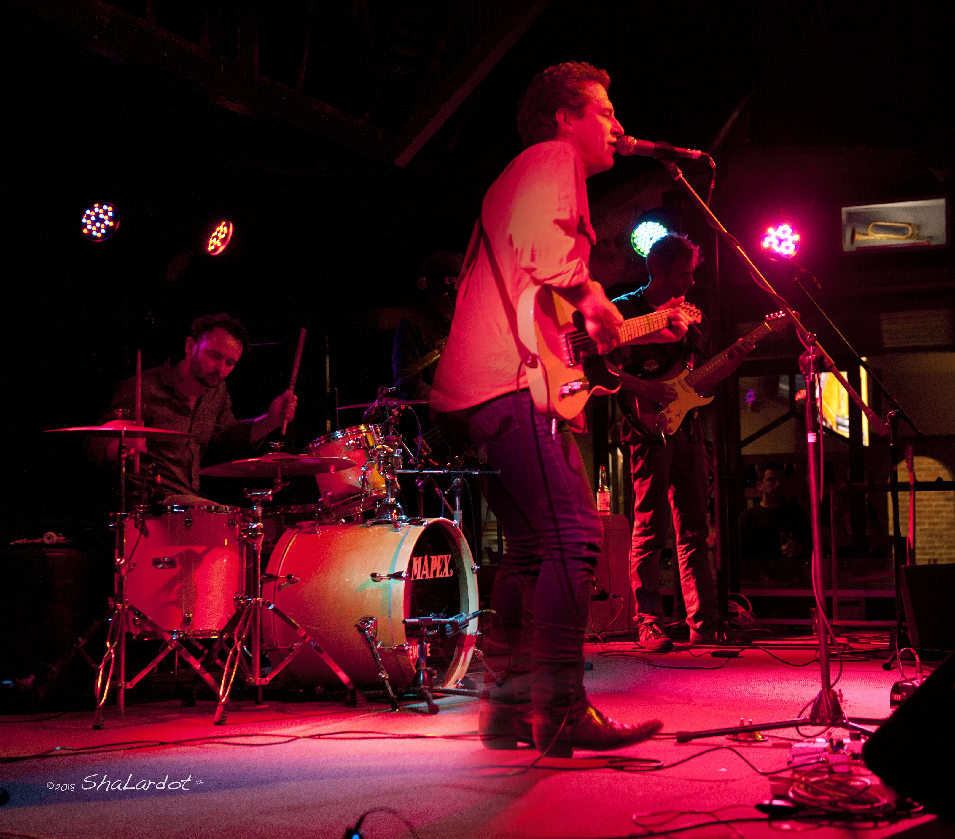 Southwall, cover band in Brunswick Heads, photo 2