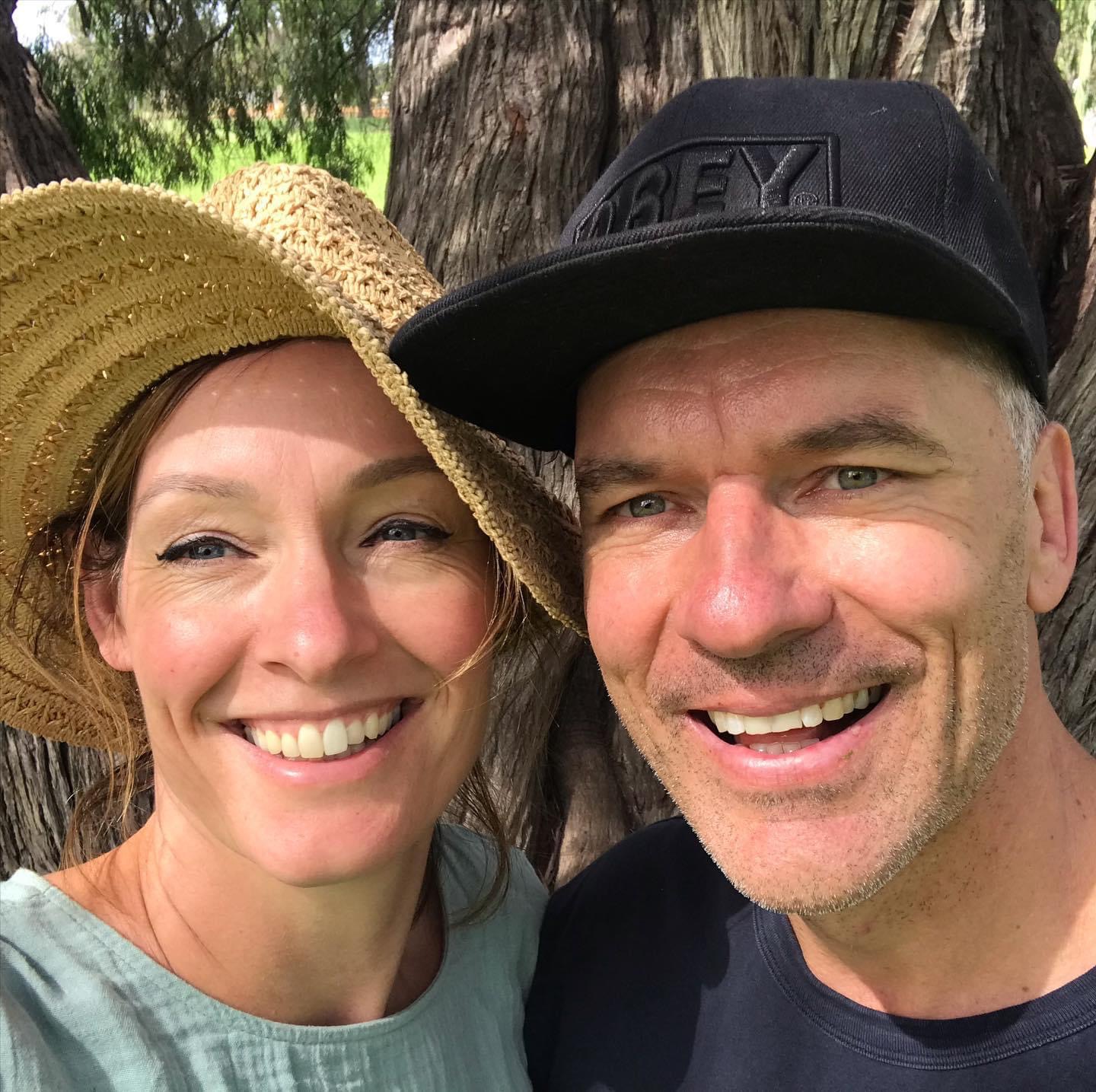 Morris Entertainment, musical duo in Bunbury