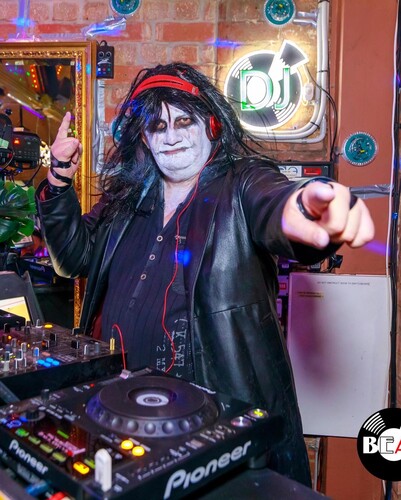 DJ Rich, live in Bundaberg Central, photo 3