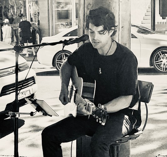 Talon, singer in Byron Bay, photo 3