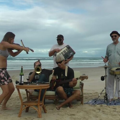 Water Dragons, jazz band in Byron Bay, photo 3