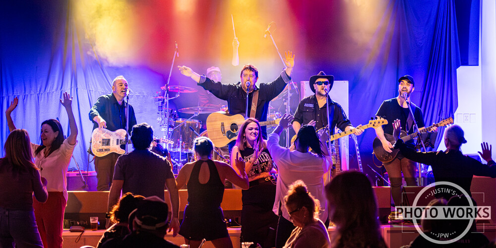 Brewn, country band in Canberra, photo 3