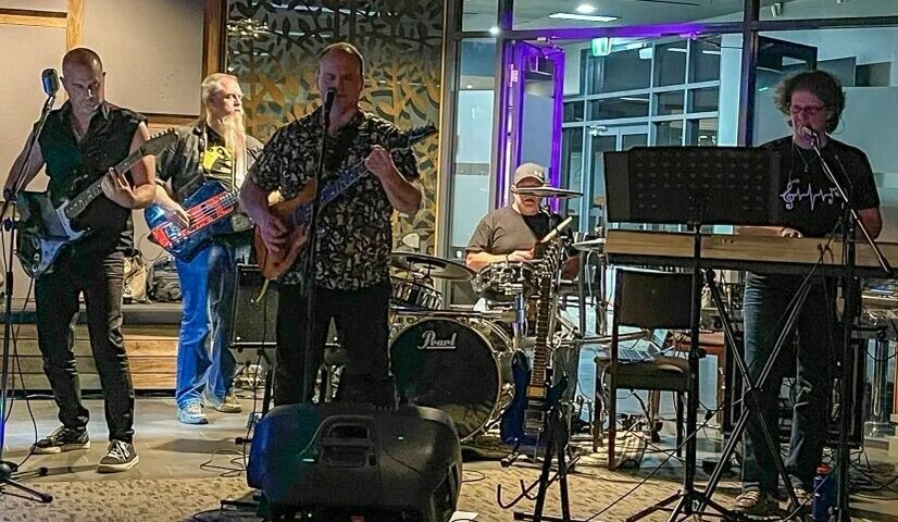 71 Model, cover band in Canberra, photo 2