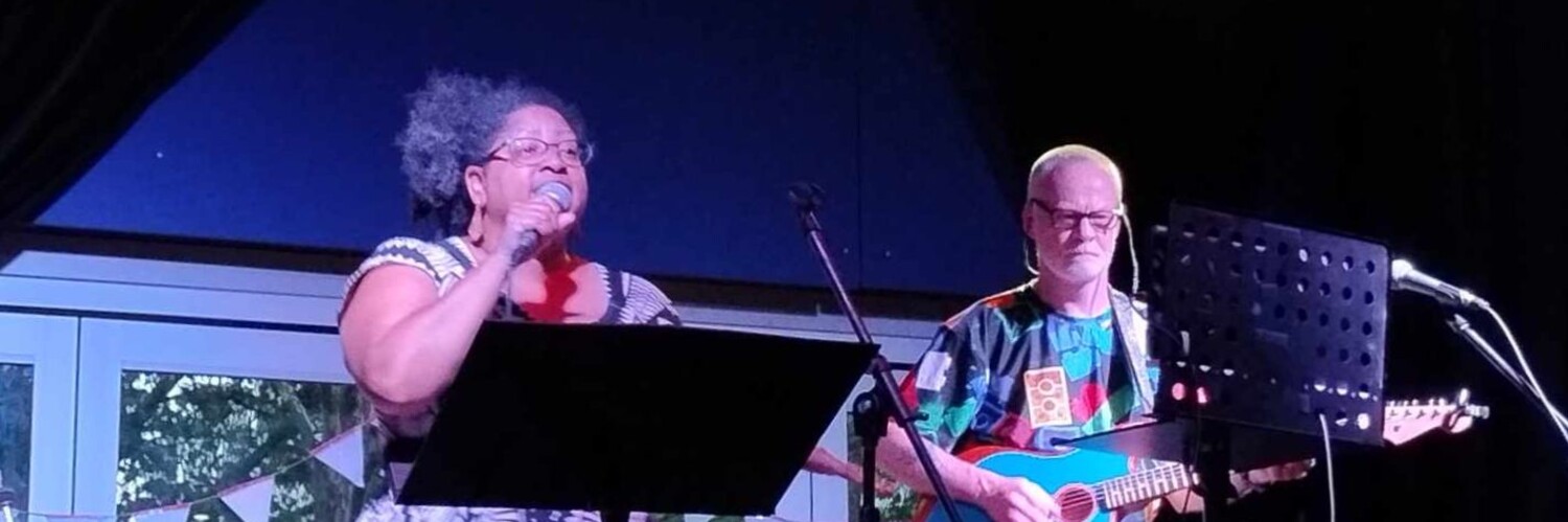 Rewind & Play, musical duo in Canberra