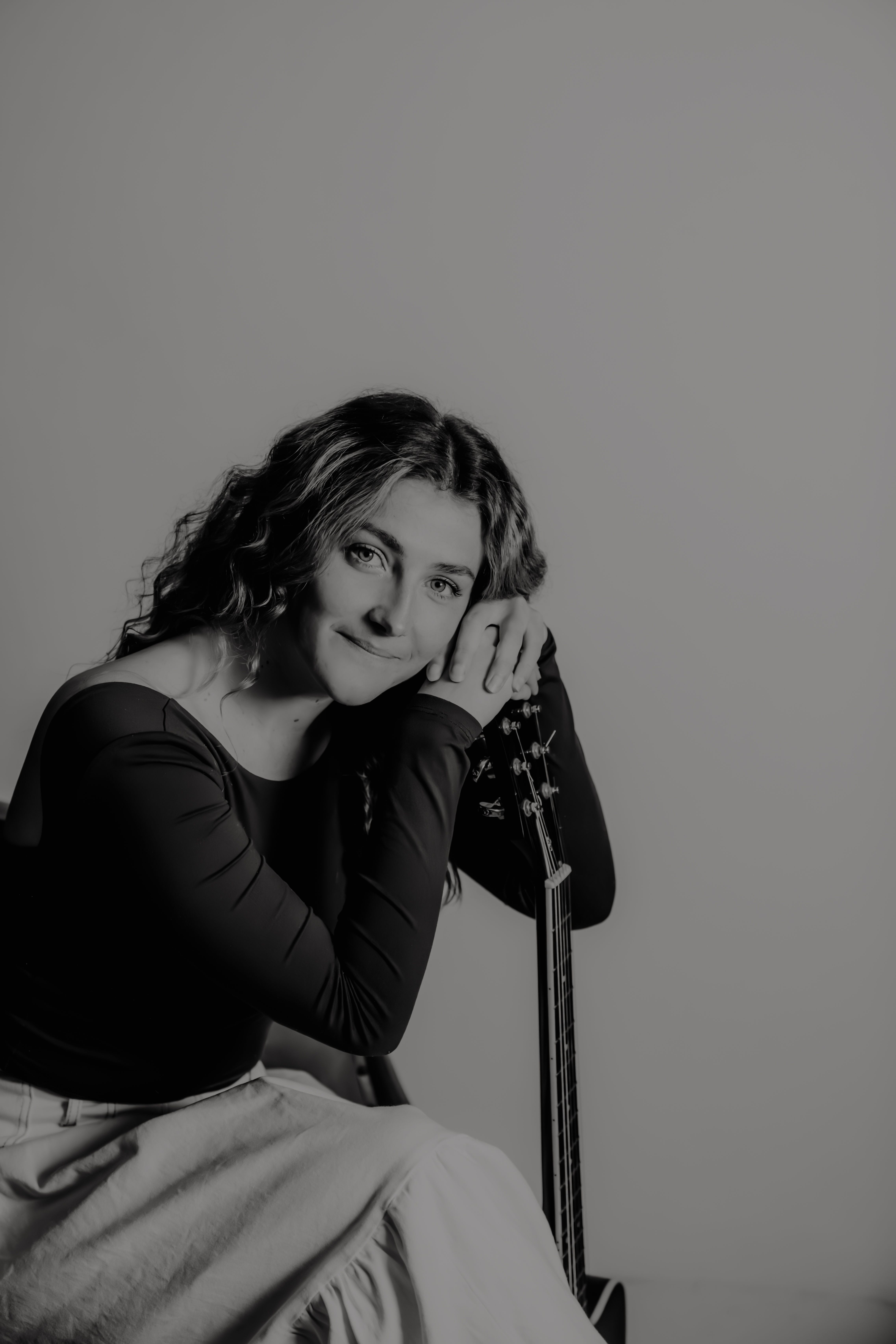Jess Minda, singer-songwriter in Central Coast Council