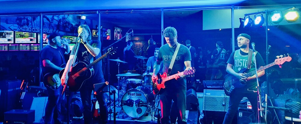 The Mixed Tape, musical duo in Central Coast, photo 3