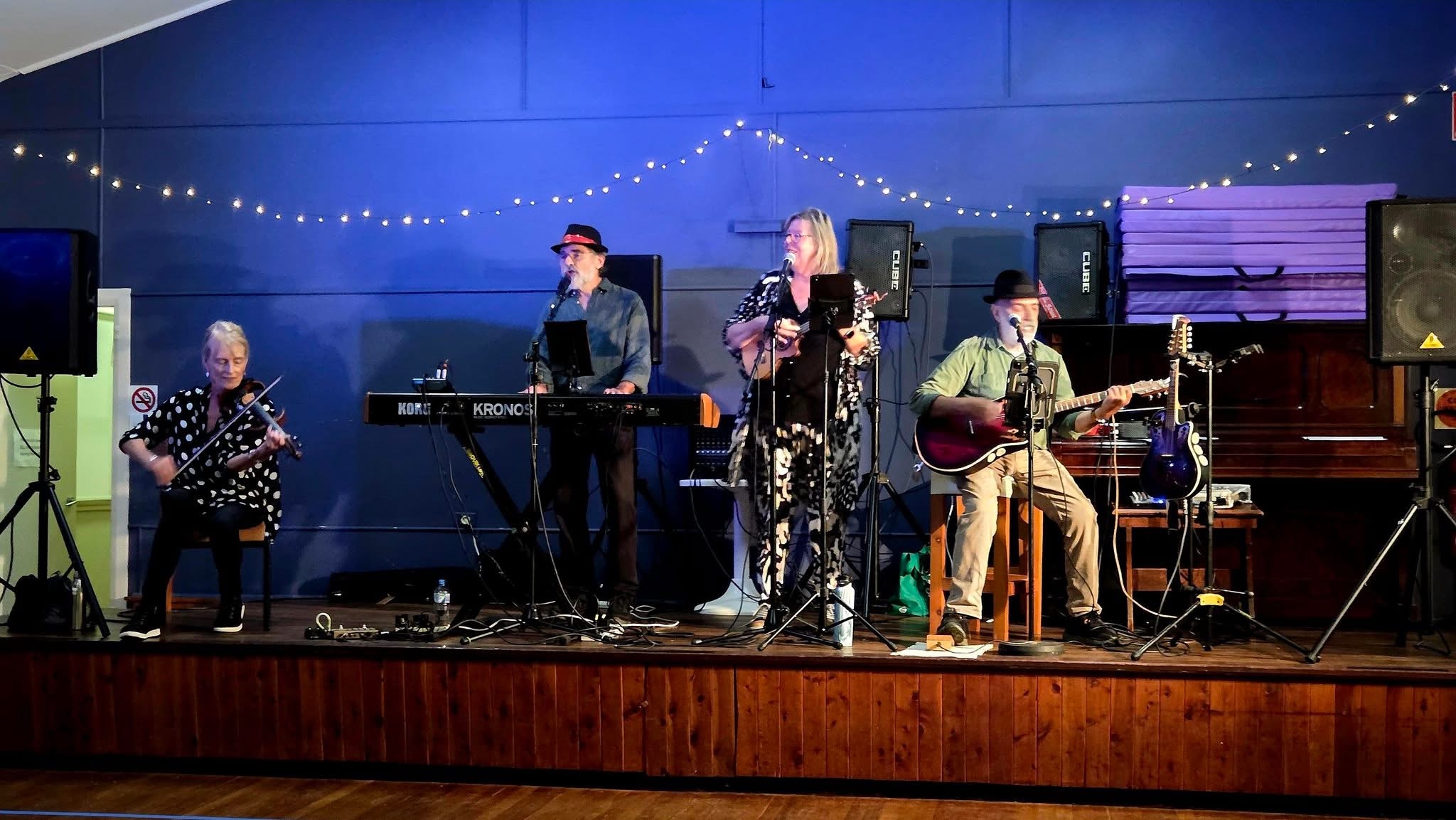 RareTreats, folk band in Central Coast