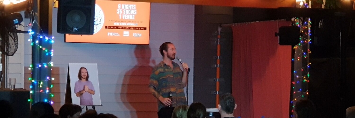 Ty Gray, comedian in Darwin, photo 3
