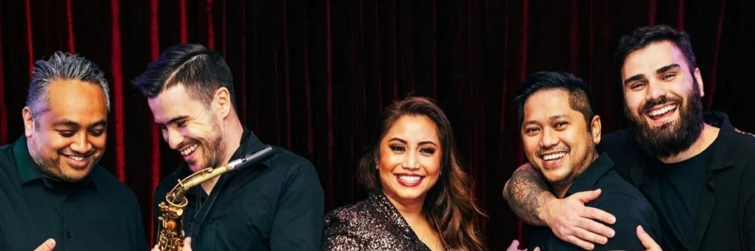 Stephanie Lazaro - The Diva Song Book, cover band in Gold Coast
