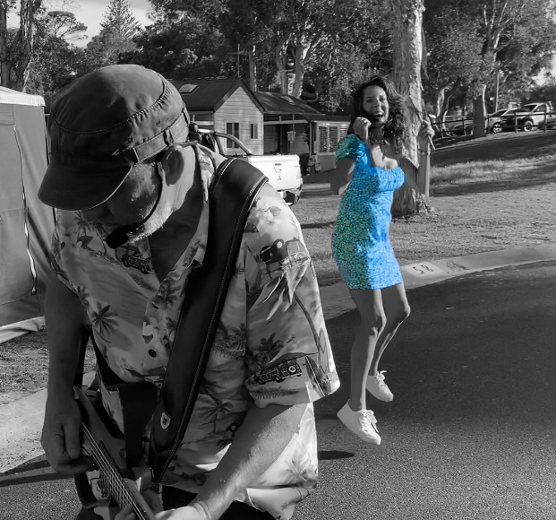 Blue Poppy, musical duo in Gold Coast
