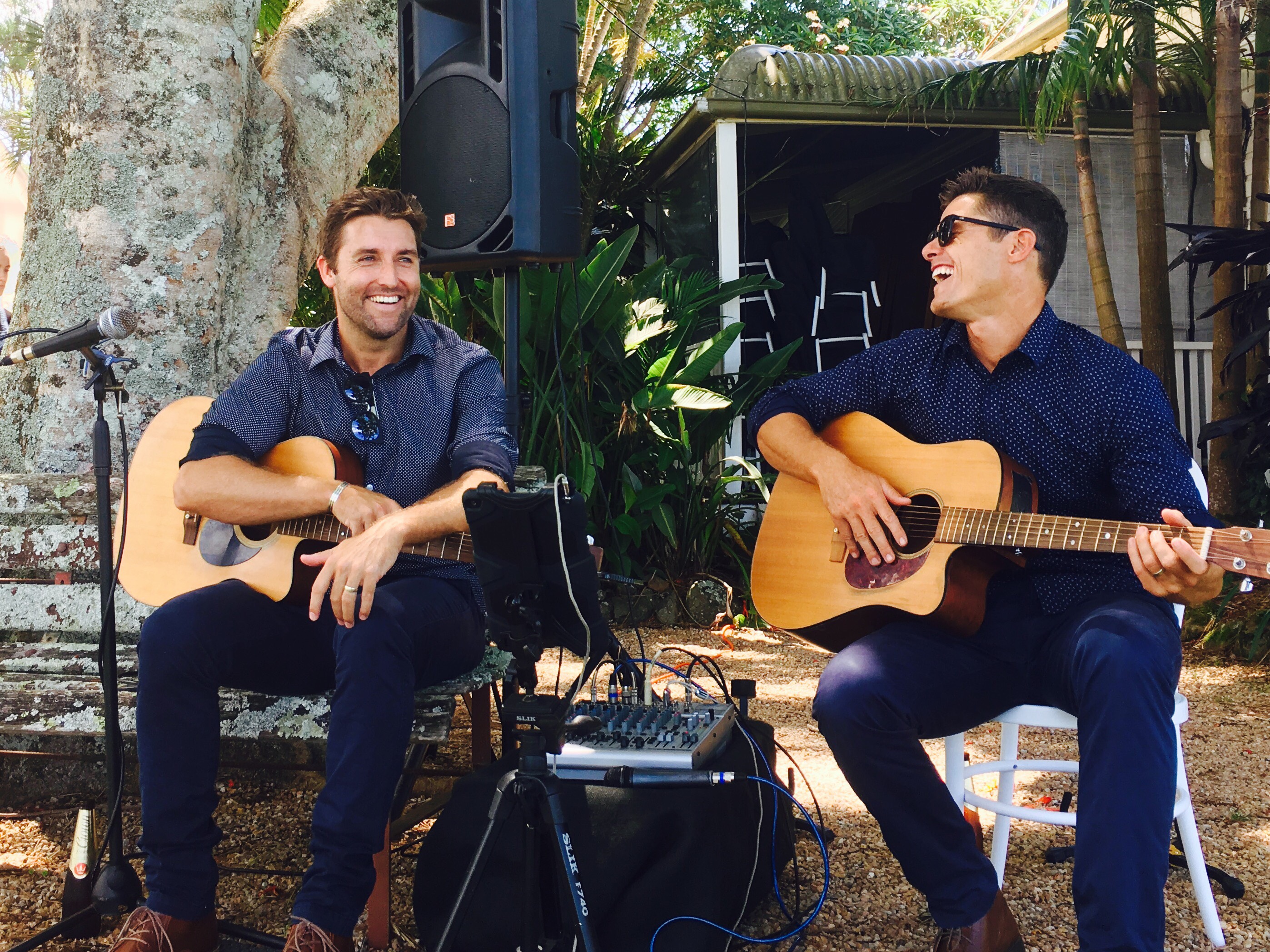 Jake & Andy, musical duo in Gold Coast