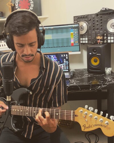 Dudu Martins, jazz guitarist in Gold Coast, photo 3