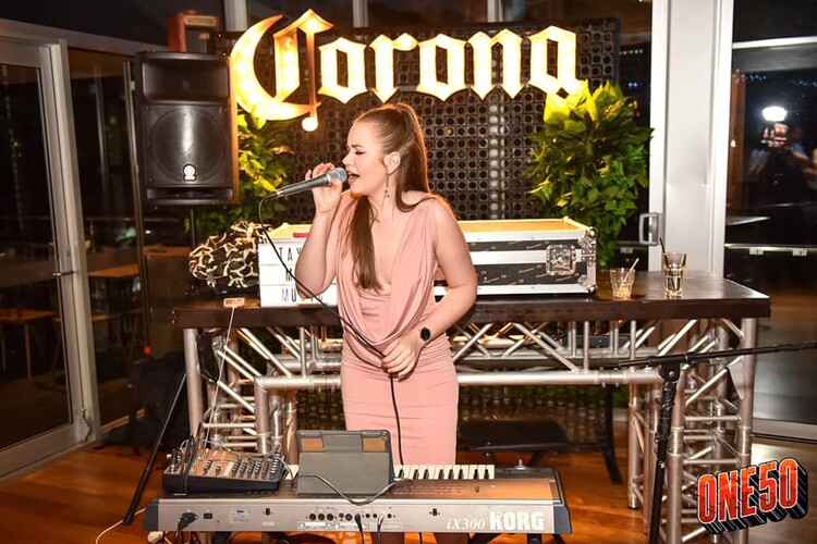 Taylah Sings, pianist and singer solo in Gold Coast, photo 3