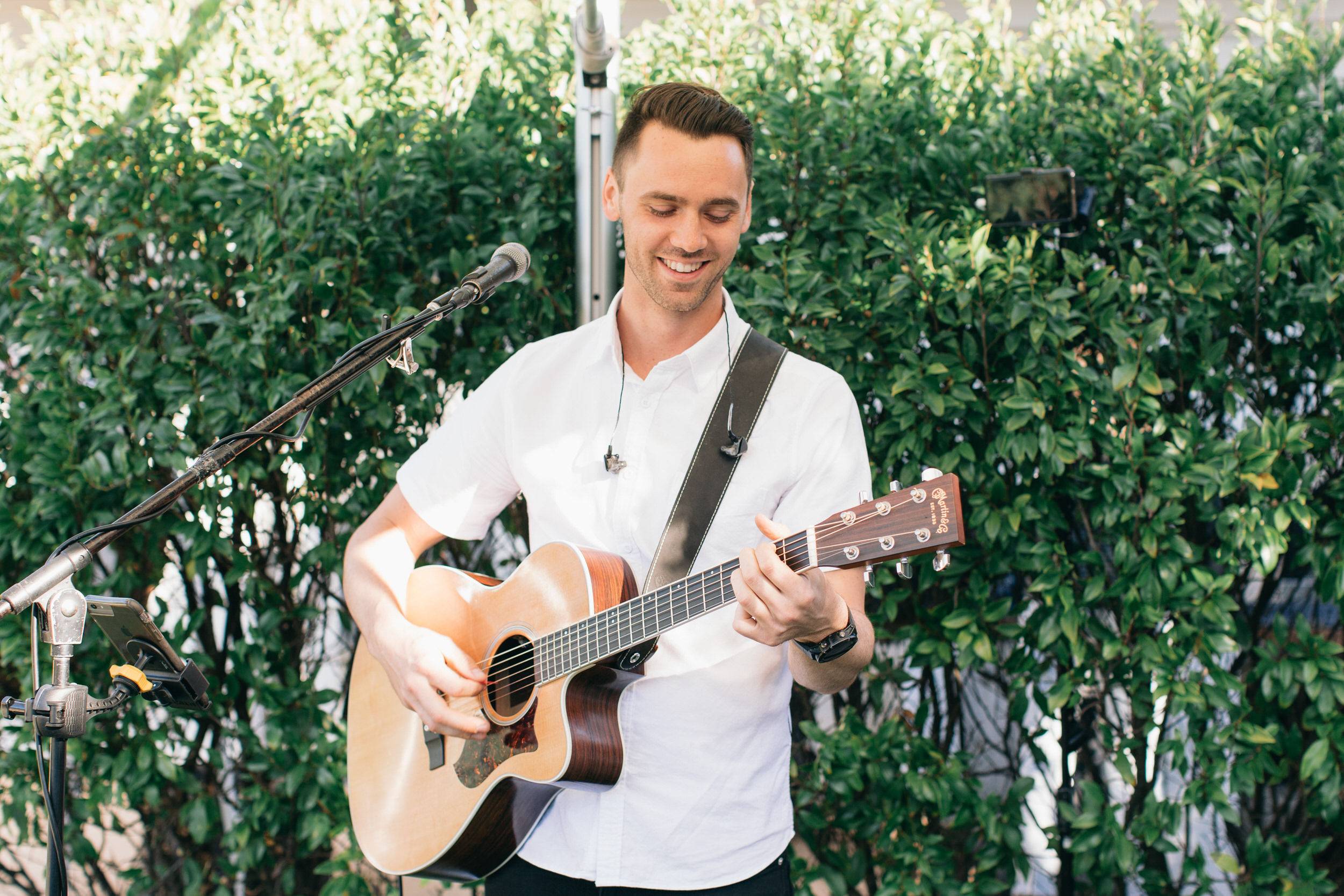 Michael Vos Music, wedding band in Gold Coast, photo 3