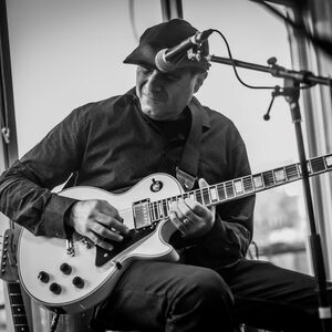 Andrew Borg, guitarist in Gordon, photo 2