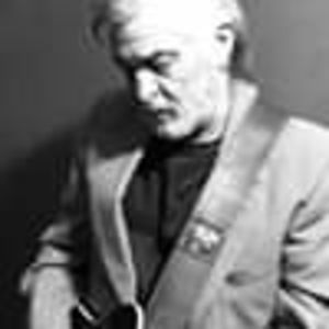 Jez Fogaty, guitarist in Hobart