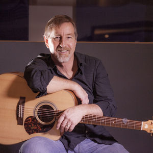 Marty J, singer in Mansfield, photo 2