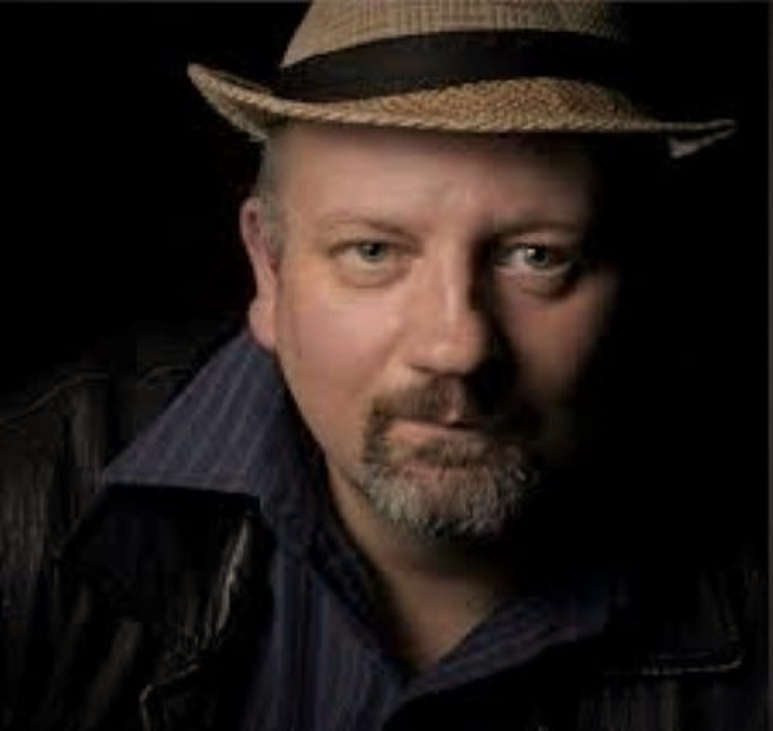 MarkGee, musical soloist in Melbourne