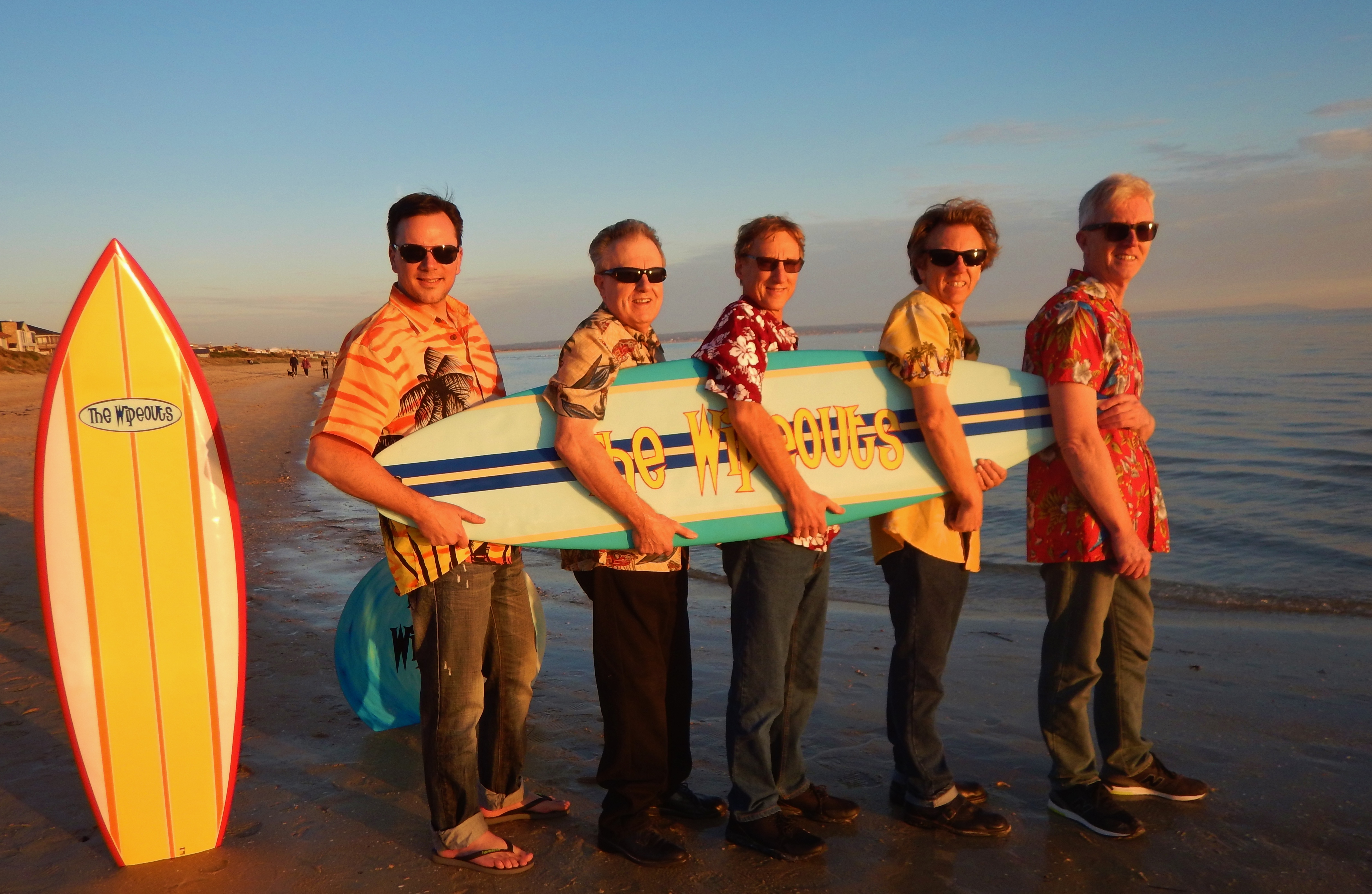 The Wipeouts, cover band in Melbourne, photo 2