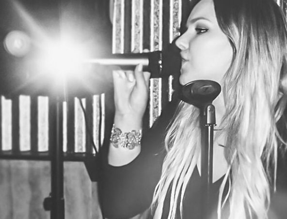 Kellie, musical duo in Melbourne, photo 2