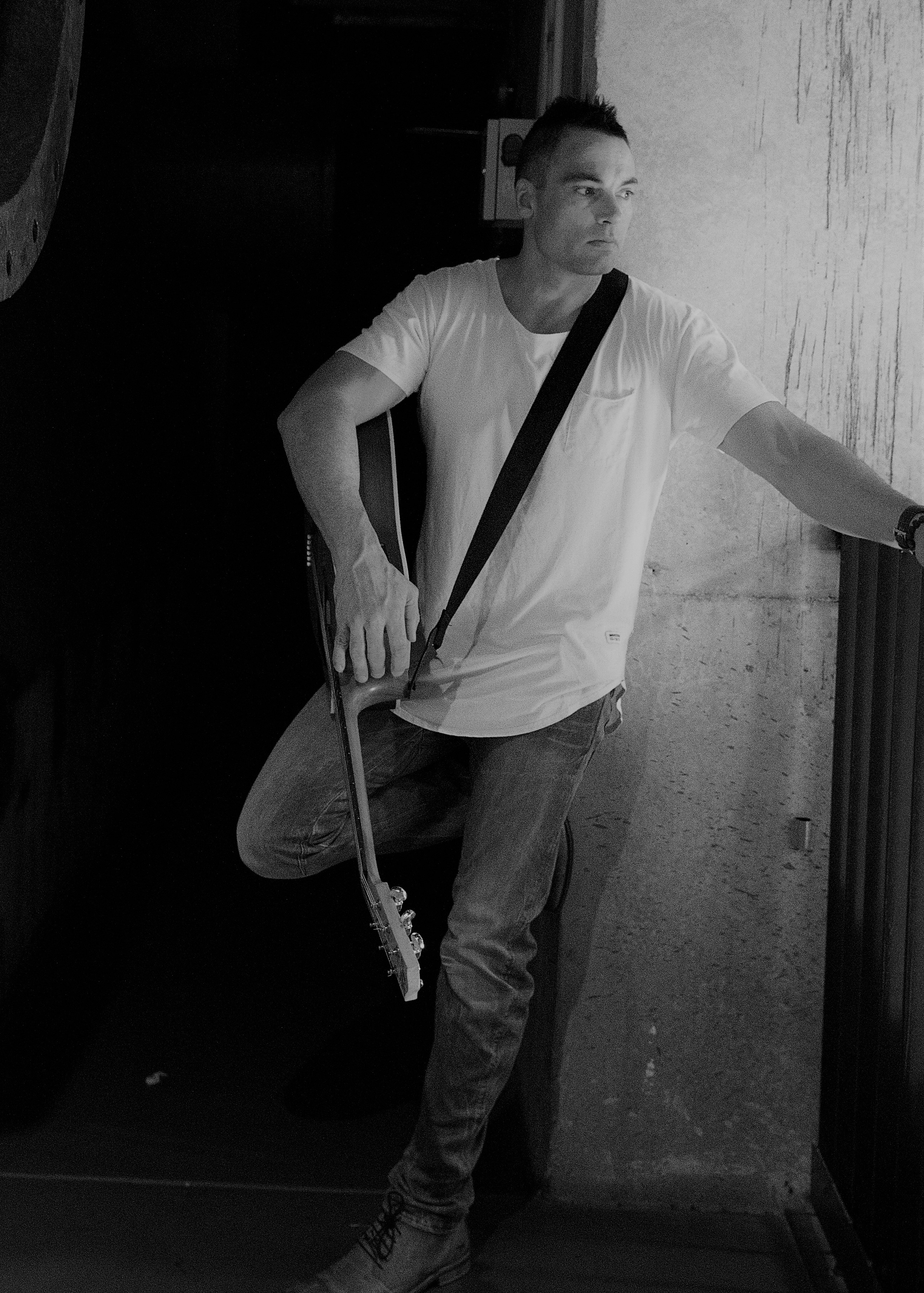 Scotty Miller, singer in Melbourne