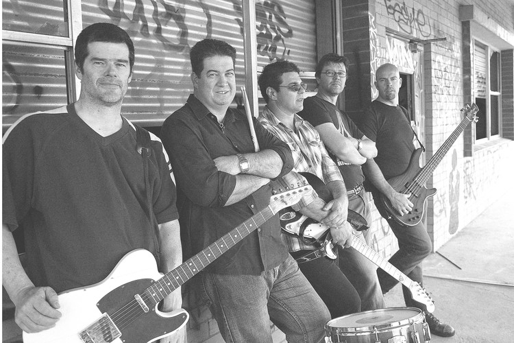 Replica, band in Melbourne, photo 3