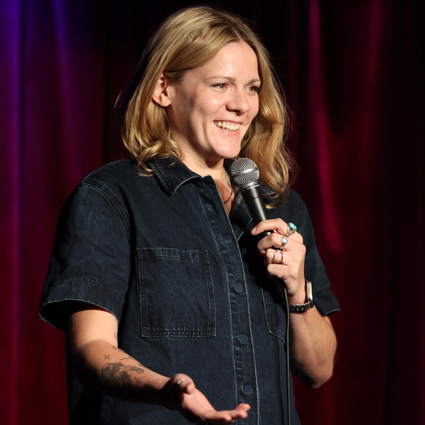 Maren May, comedian in Melbourne